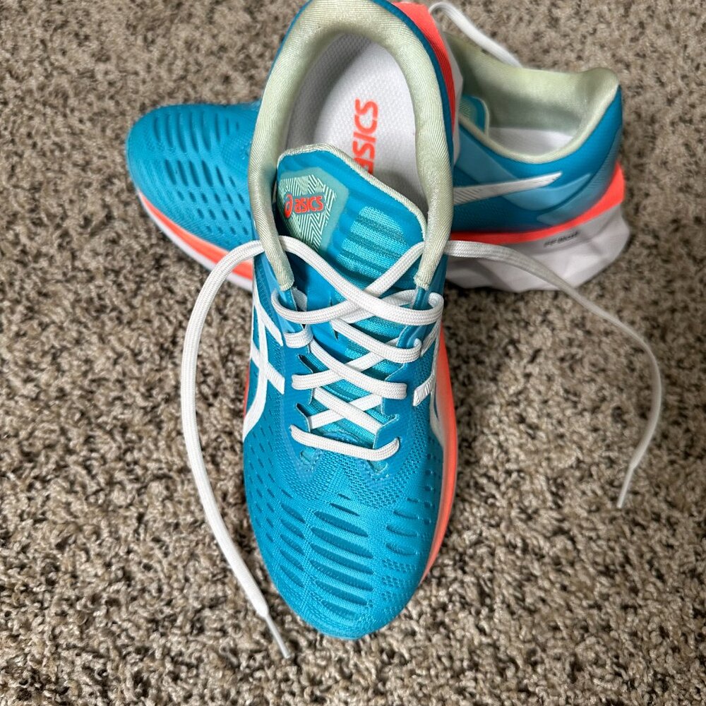 Zapatillas de running Asics Novablast para mujer - Picture 6 of 8